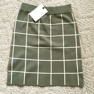 Tean Rose plaid skirt 🌹